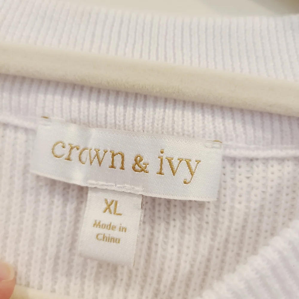 Crown & Ivy White And Navy Striped  Cotton Knit Sweater Tank Top - Picture 4 of 8